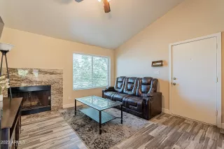 Photo #3: 6620590 Listing 