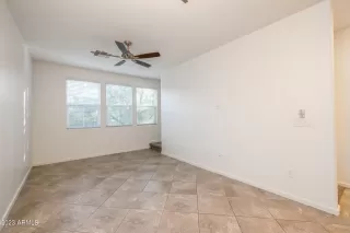 Photo #6: 6620701 Listing