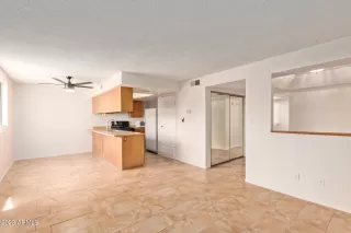 Photo #4: 6621009 Listing