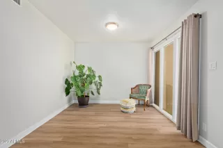 Photo #4: 6621138 Listing