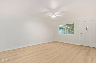 Photo #3: 6621146 Listing 