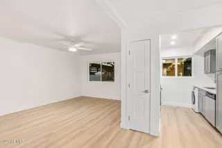 Photo #5: 6621146 Listing 