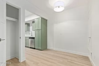 Photo #6: 6621146 Listing 