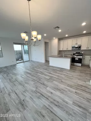 Photo #5: 6621156 Listing 