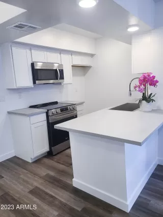 Photo #2: 6621208 Listing