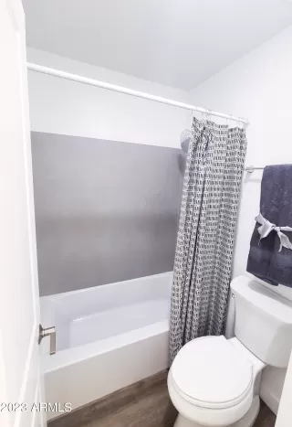 Photo #6: 6621208 Listing