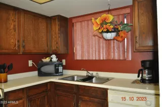 Photo #5: 6621262 Listing