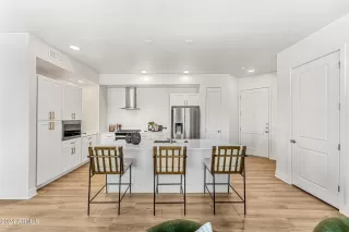 Photo #6: 6621435 Listing 