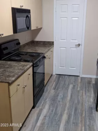 Photo #3: 6621498 Listing