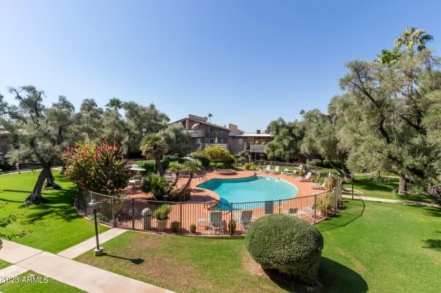 MLS: 6621650 Condo For Sale