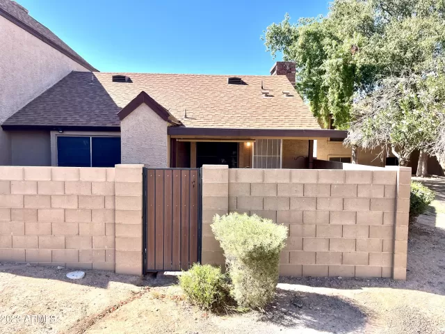 MLS: 6621689 Condo For Sale