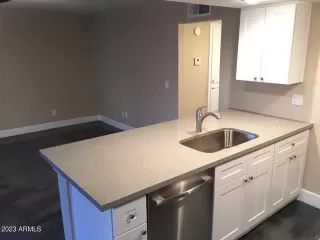 Photo #3: 6621827 Listing 