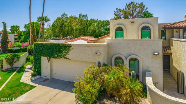 MLS: 6622013 Condo For Sale