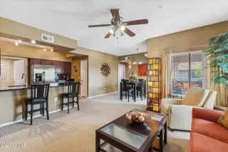 Photo #2: 6622200 Listing