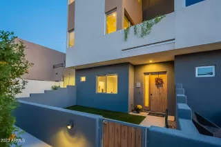 Photo #1: 6622298 Listing 