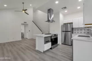 Photo #6: 6622456 Listing
