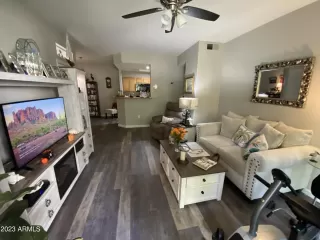 Photo #2: 6622721 Listing