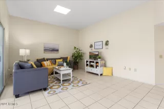 Photo #4: 6622747 Listing