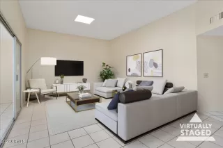 Photo #5: 6622747 Listing