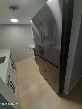 Photo #3: 6622966 Listing