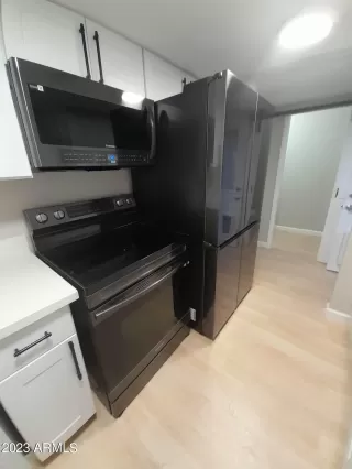 Photo #5: 6622966 Listing