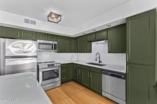 Photo #1: 6622994 Listing