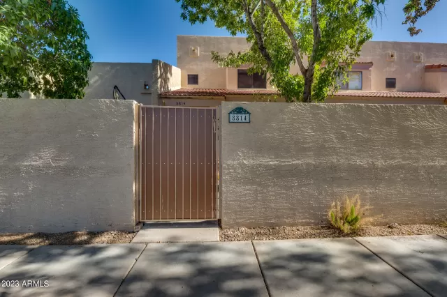 MLS: 6623031 Condo For Sale