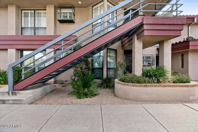 MLS: 6623148 Condo For Sale