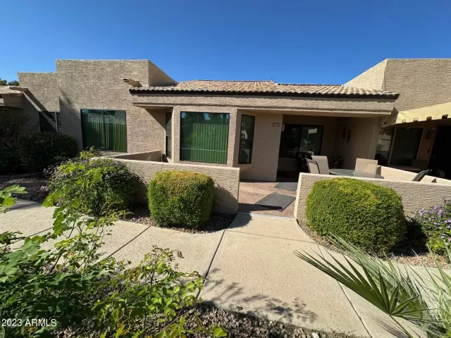 MLS: 6623207 Condo For Sale