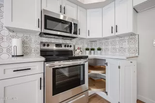 Photo #6: 6623271 Listing