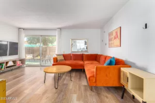 Photo #1: 6623333 Listing 