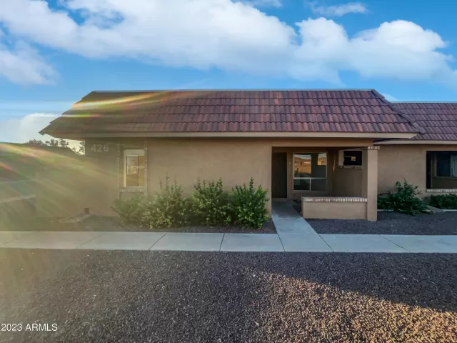 MLS: 6623537 Condo For Sale