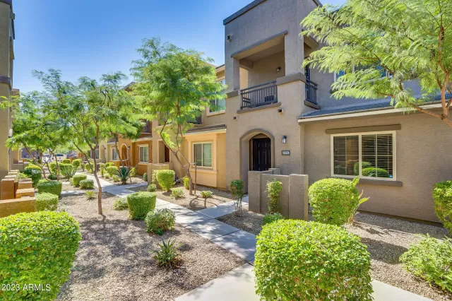 MLS: 6623612 Condo For Sale