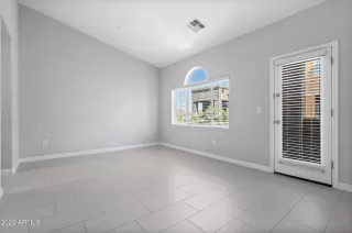 Photo #6: 6623612 Listing