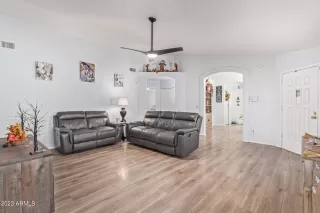 Photo #6: 6623633 Listing