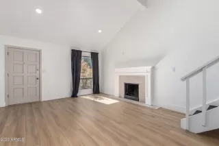 Photo #3: 6623695 Listing