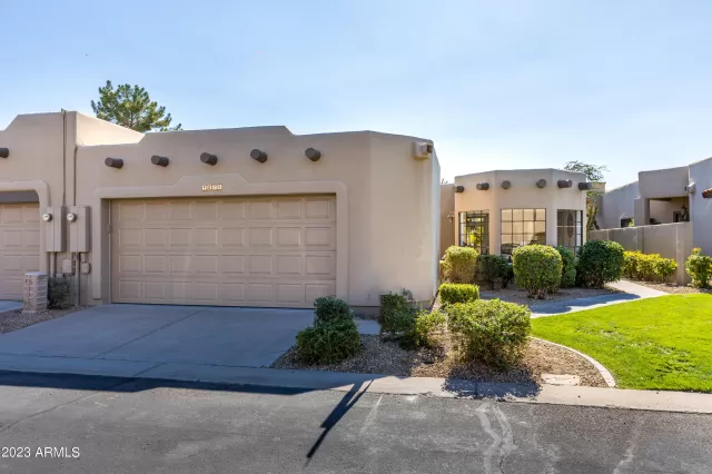 MLS: 6623860 Condo For Sale