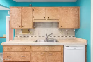 Photo #3: 6623874 Listing