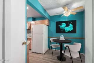 Photo #5: 6623874 Listing