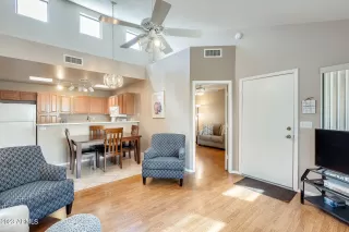 Photo #1: 6623904 Listing 