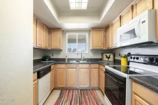 Photo #6: 6623922 Listing 