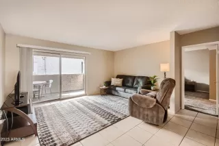 Photo #1: 6623975 Listing