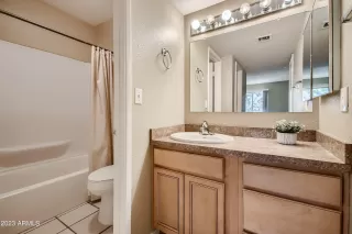 Photo #6: 6623975 Listing