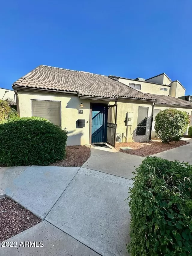 MLS: 6624220 Condo For Sale