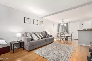 Photo #2: 6624562 Listing