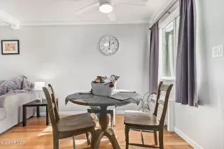 Photo #4: 6624562 Listing