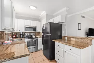 Photo #6: 6624562 Listing