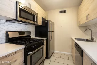 Photo #6: 6624687 Listing 