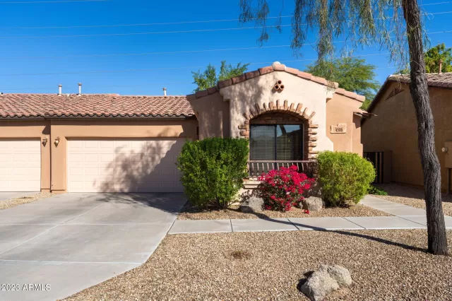 MLS: 6624701 Condo For Sale