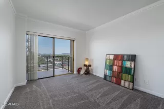 Photo #6: 6624708 Listing